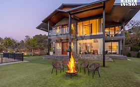Stayvista At Savara With Gazebo, Bbq, Bonfire